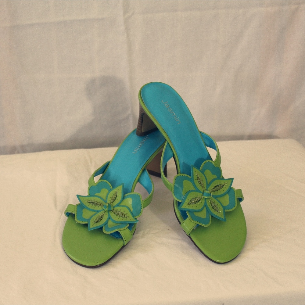 Slide heels